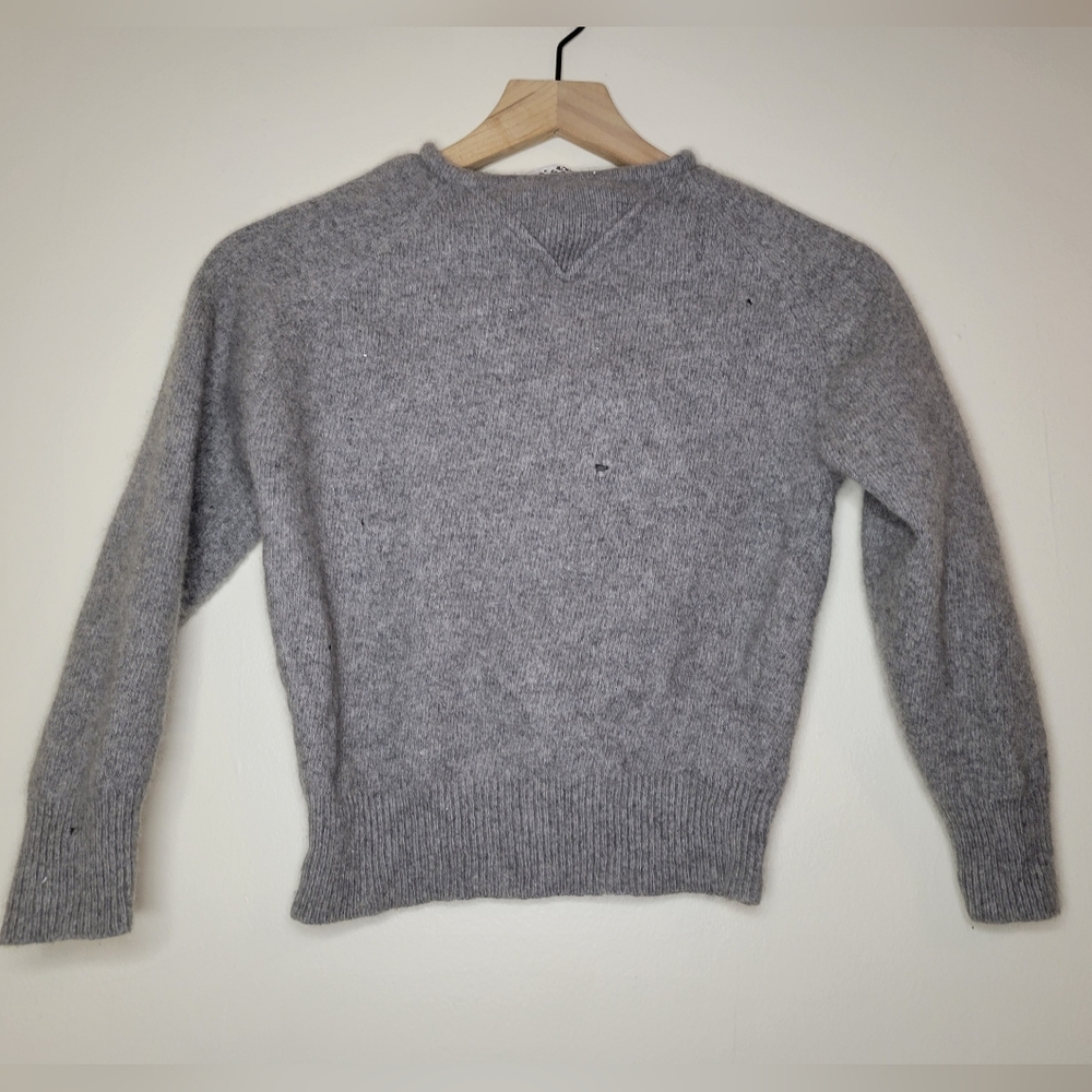 vintage 100% Cashmere grey crewneck sweater- xsmall